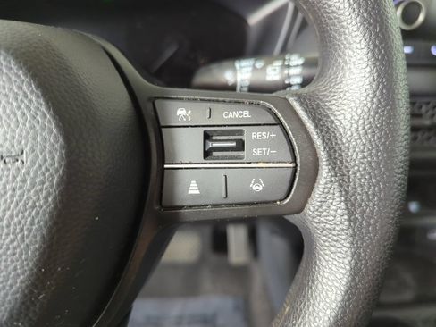 Certified 2025 Honda HR-V LX image 29