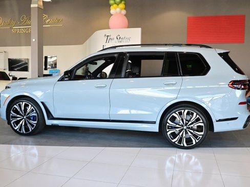 Used 2023 BMW X7 M60i w/ Executive Package image 8