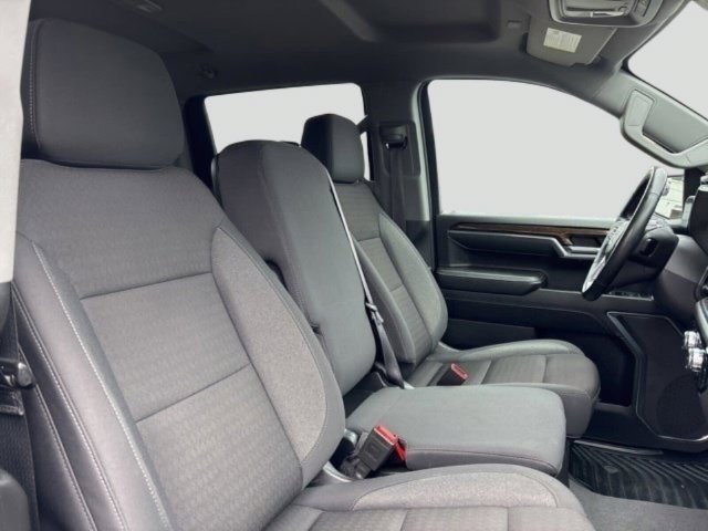Used 2024 GMC Sierra 1500 Elevation w/ LPO, Elevation Black Package AWD/4WD image 46