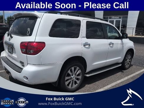 Used 2017 Toyota Sequoia Limited w/ Safety & Convenience Package AWD/4WD image 4