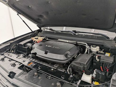 Used 2019 Chevrolet Colorado Z71 w/ Z71 Midnight Edition AWD/4WD image 15