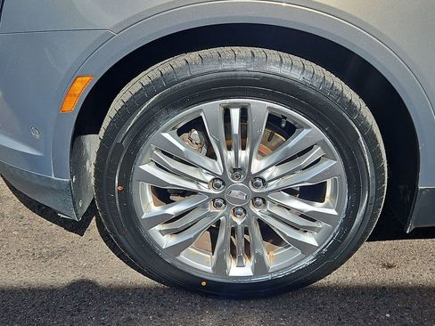 Used 2018 Cadillac XT5 Premium Luxury w/ Driver Assist Package FWD image 27