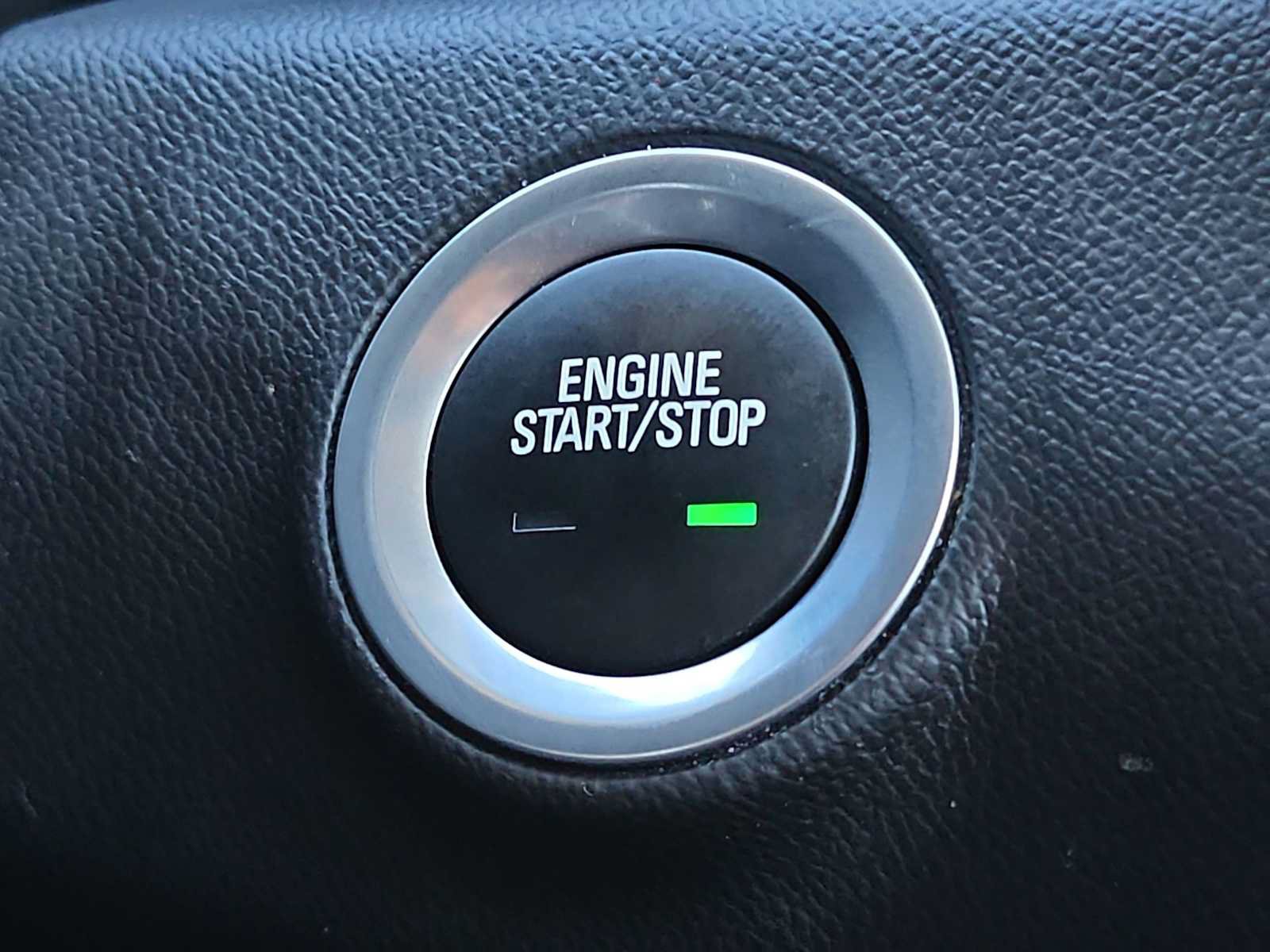 Used 2024 GMC Terrain SLE FWD image 10