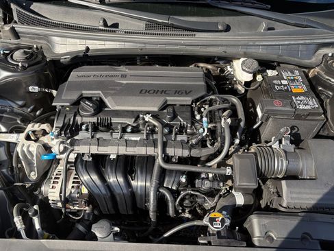 Used 2025 Kia K4 LXS image 31