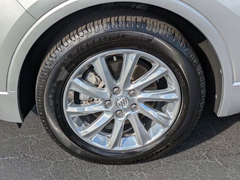 Used 2019 Buick Envision Essence image 11