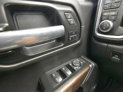 Used 2021 GMC Sierra 1500 Denali AWD/4WD image 35
