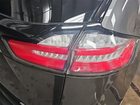 Used 2020 Ford Edge SEL w/ Convenience Package image 33