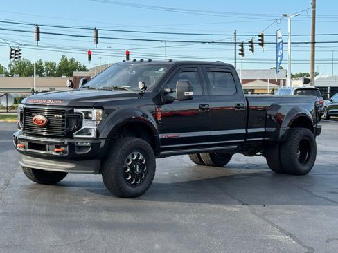 Used 2022 Ford F450 Platinum w/ FX4 Off-Road Package AWD/4WD image 8
