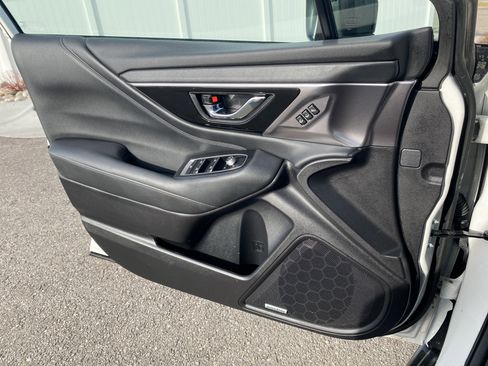 Used 2023 Subaru Outback Limited XT image 17