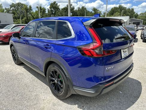 Used 2024 Honda CR-V EX-L image 6