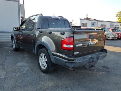 Used 2008 Ford Explorer Sport Trac XLT image 4