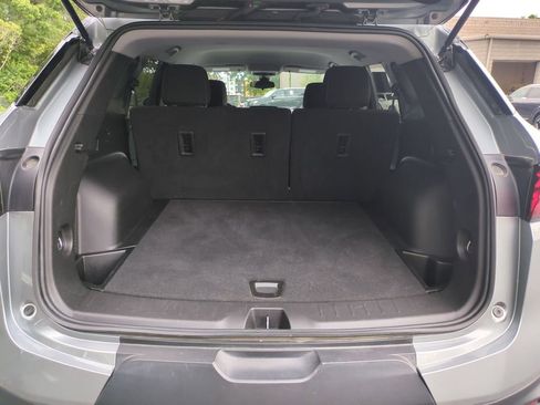 Used 2025 Chevrolet Blazer LT FWD image 29