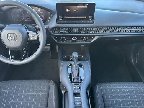 Certified 2025 Honda HR-V Sport image 15