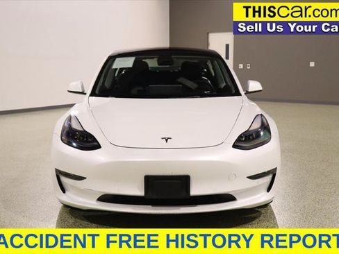 Used 2022 Tesla Model 3 Long Range AWD/4WD image 2