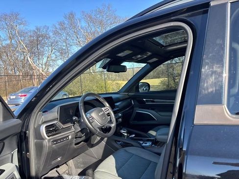 Used 2023 Kia Telluride EX X-Line image 16