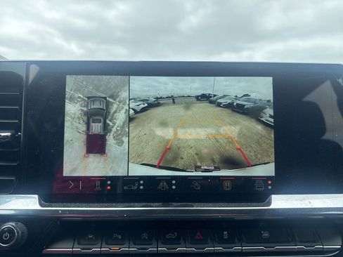 Used 2025 Chevrolet Silverado 1500 LT w/ Texas Edition Plus RWD image 41