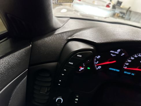 Used 2008 Chevrolet Corvette Convertible w/ Preferred Equipment Group image 58