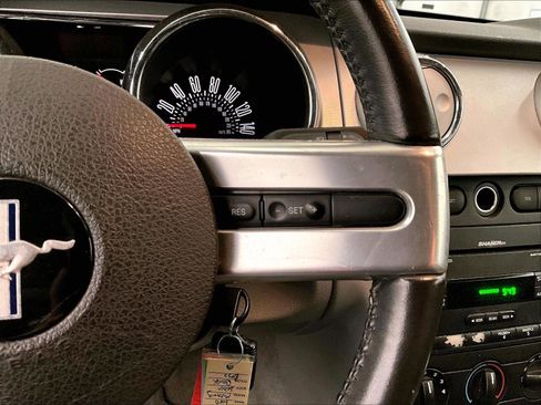 Used 2006 Ford Mustang GT Premium RWD image 19