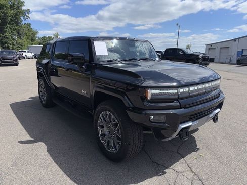 Used 2024 GMC Hummer EV 3X AWD/4WD image 7