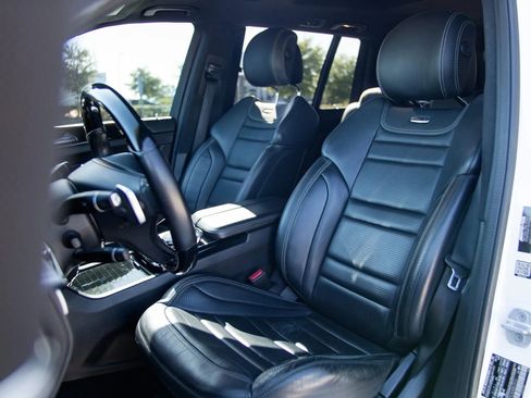 Used 2017 Mercedes-Benz GLS 63 AMG 4MATIC image 27