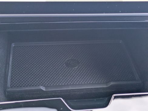 Used 2026 Land Rover Range Rover Sport SE image 27