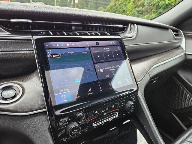 Used 2024 Jeep Grand Cherokee Limited w/ Luxury Tech Group II AWD/4WD image 34