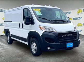 Used 2025 RAM ProMaster 2500 w/ Convenience Group FWD video 1