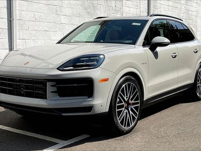 New 2026 Porsche Cayenne S