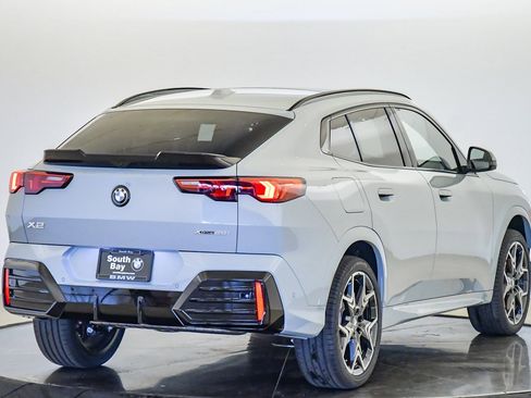 New 2026 BMW X2 xDrive28i image 5