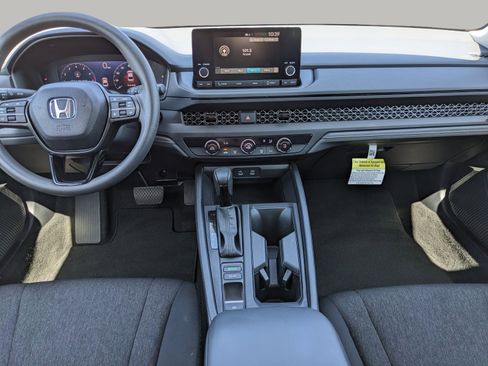 Used 2025 Honda Accord LX image 15