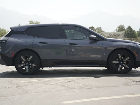 Certified 2024 BMW iX xDrive50 w/ Premium Package AWD/4WD image 5