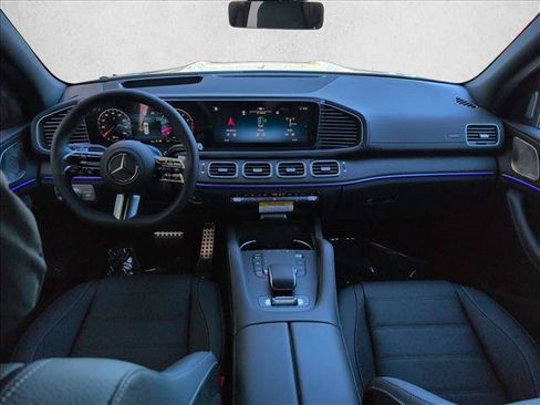 New 2026 Mercedes-Benz GLS 580 4MATIC image 15
