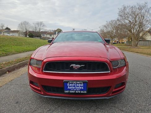Used 2013 Ford Mustang Coupe image 8