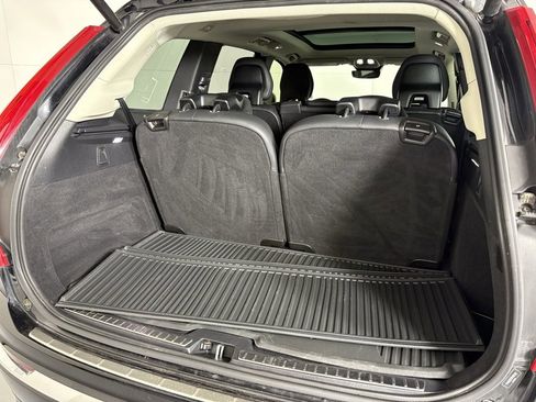 Used 2024 Volvo XC90 B6 Plus w/ Protection Package Premier image 18