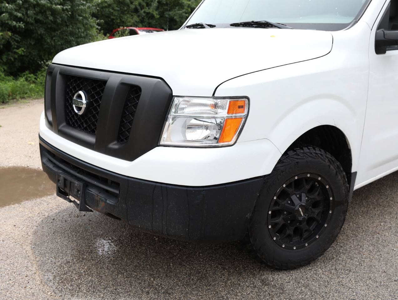 Used 2017 Nissan NV 2500 S w/ Power Basic Package RWD image 2