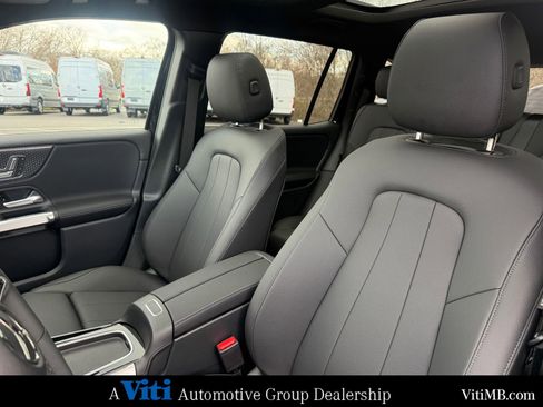 New 2026 Mercedes-Benz GLB 250 4MATIC image 12
