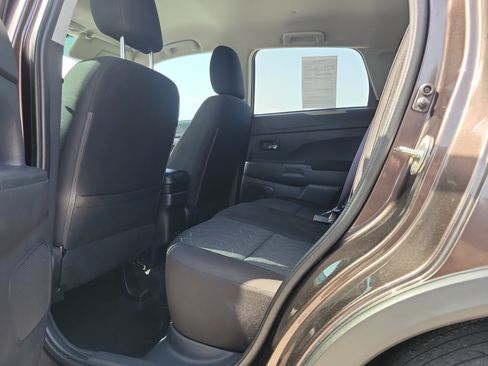 Used 2024 Mitsubishi Outlander Sport AWD image 9