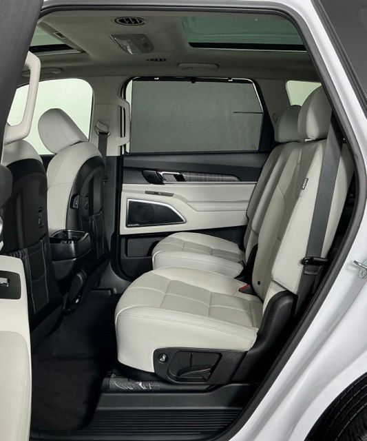 Used 2024 Kia Telluride SX FWD image 21