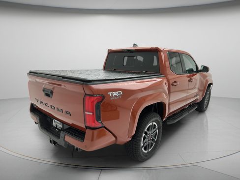 Used 2025 Toyota Tacoma TRD Sport w/ TRD Sport Premium Package AWD/4WD image 7