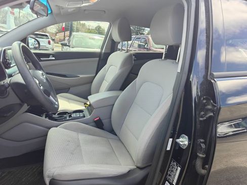 Used 2020 Hyundai Tucson SEL w/ Winter Weather Package image 9