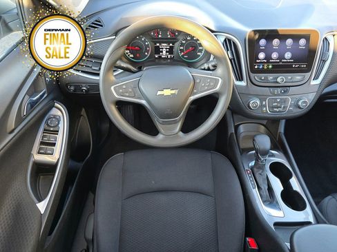 Used 2022 Chevrolet Malibu LS image 14