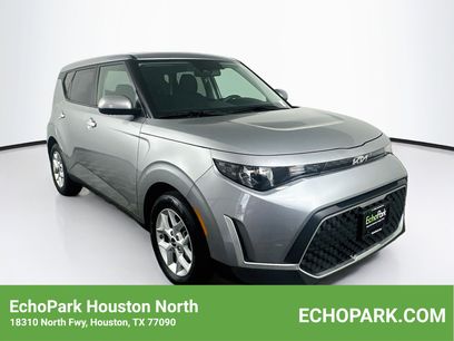 Used 2025 Kia Soul LX w/ LX Technology Package