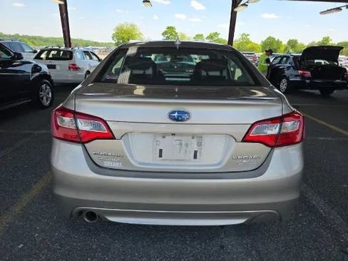 Used 2017 Subaru Legacy 2.5i Premium AWD/4WD image 5
