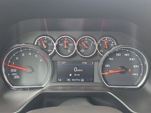 Used 2023 Chevrolet Suburban LS AWD/4WD image 23