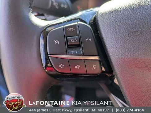Used 2023 Ford Escape Active w/ Cold Weather Package FWD image 18
