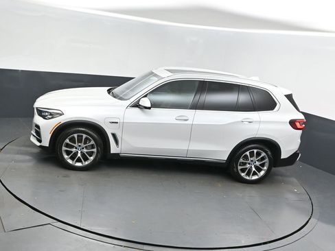 Certified 2022 BMW X5 xDrive45e w/ Premium Package image 35
