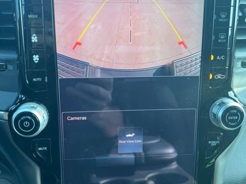Certified 2026 RAM 2500 Big Horn AWD/4WD image 26