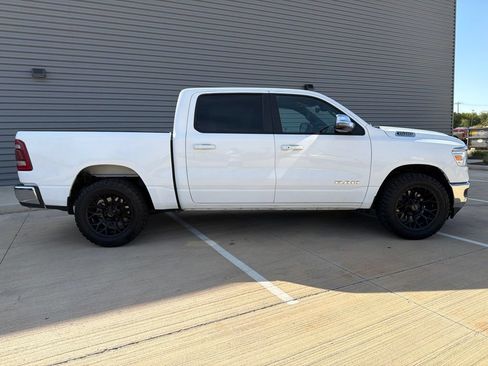 Used 2023 RAM 1500 Laramie AWD/4WD image 2