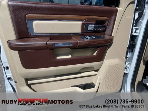 Used 2015 RAM 1500 Laramie w/ Convenience Group image 12