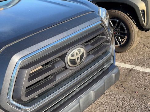 Used 2020 Toyota Tacoma SR5 image 7